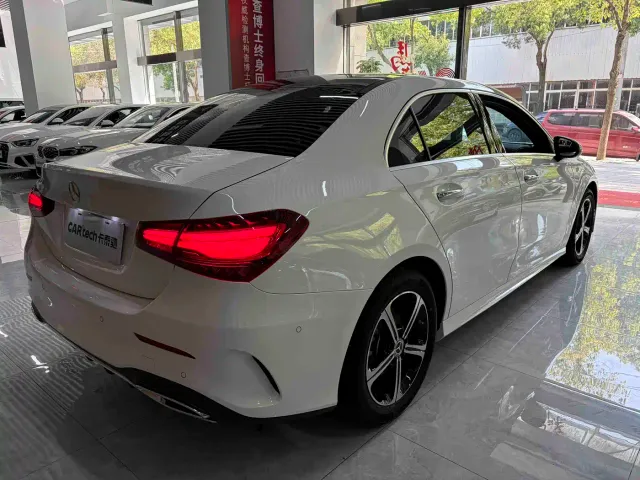 Mercedes-Benz A-Class — Фото автомобиля 5