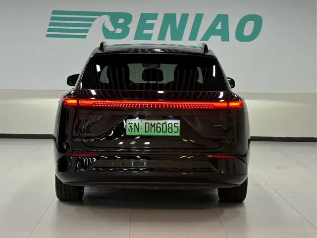 Xpeng G9 — Фото автомобиля 5