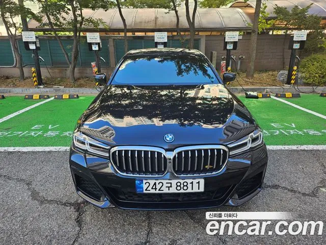 BMW 5 Series G30 — Фото автомобиля 3