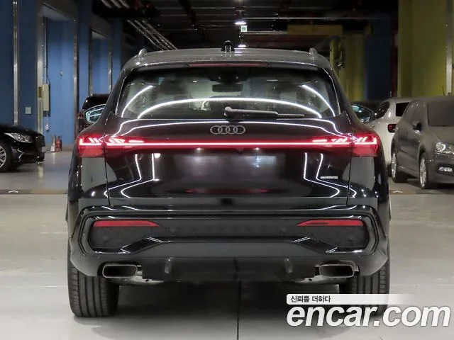 Audi Q5 45 TFSI quattro S Line — Фото автомобиля 8