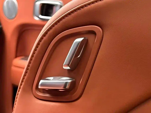 Li Auto L7 — Фото автомобиля 13