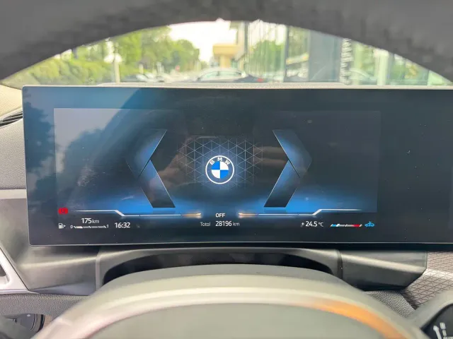 BMW 3 Series — Фото автомобиля 17