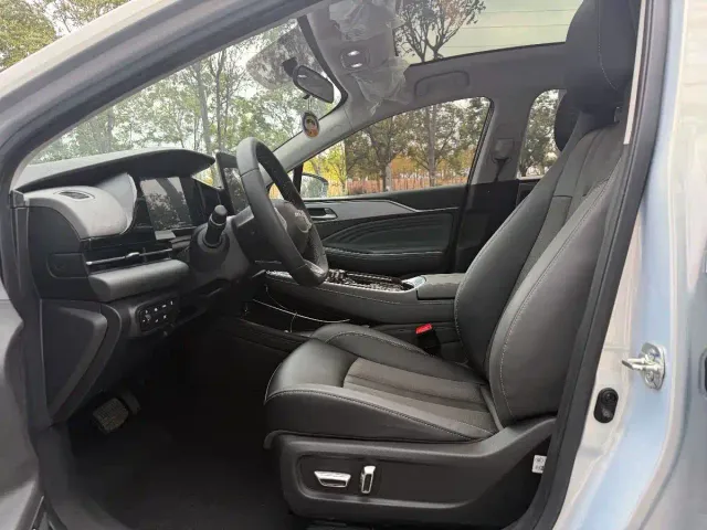 GAC Aion S Plus — Фото автомобиля 7