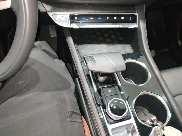 Changan Eado — Фото автомобиля 13