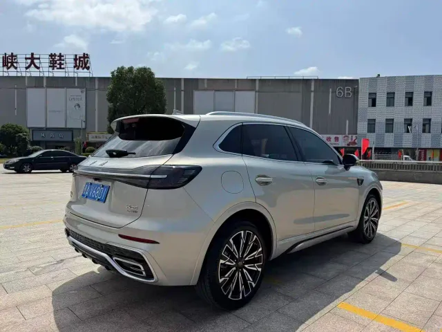 Hongqi HS5 — Фото автомобиля 7