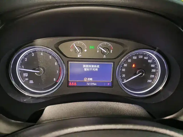 Buick LaCrosse — Фото автомобиля 15
