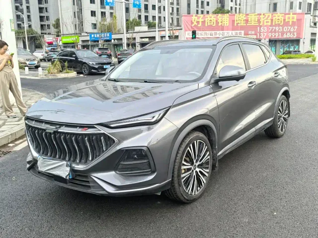 Фотография автомобиля — Changan Oushang X5