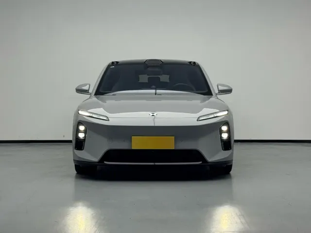 Nio ET5 Touring — Фото автомобиля 2