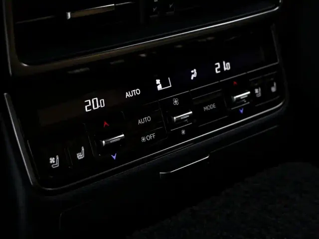 Lexus LX — Фото автомобиля 18