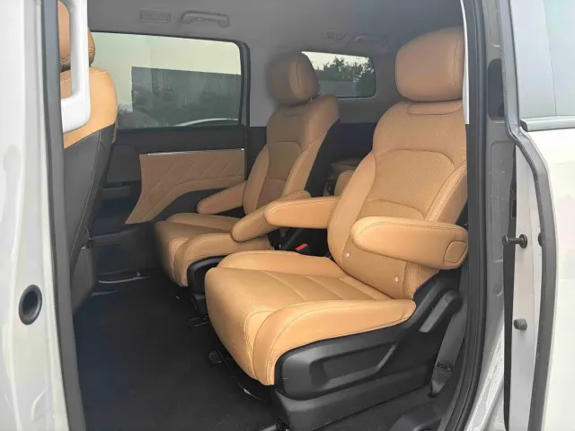 Wuling Starlight 730 — Фото автомобиля 12
