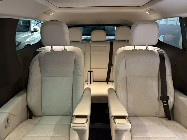 Li Auto MEGA — Фото автомобиля 19