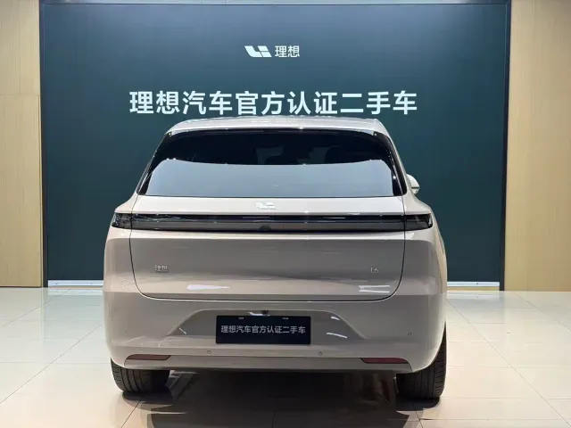 Li Auto L6 — Фото автомобиля 4