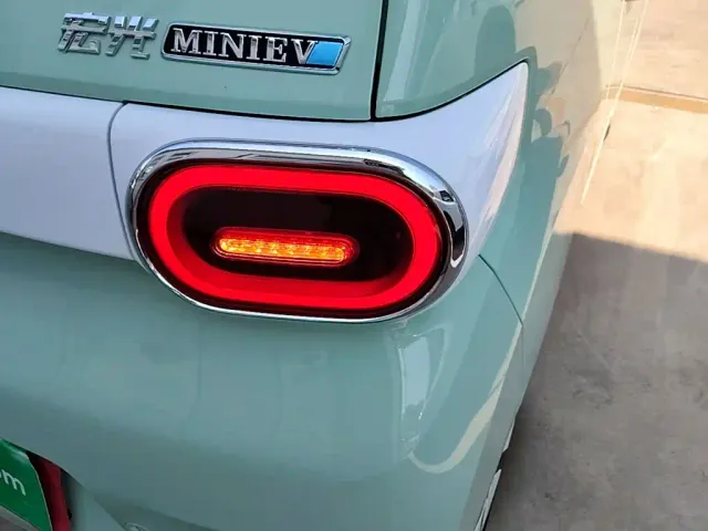 Wuling Hongguang Mini EV — Фото автомобиля 7