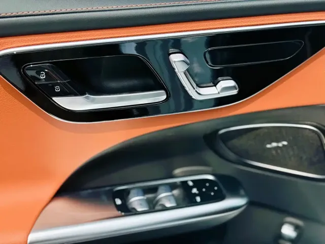 Mercedes-Benz C-Class — Фото автомобиля 4