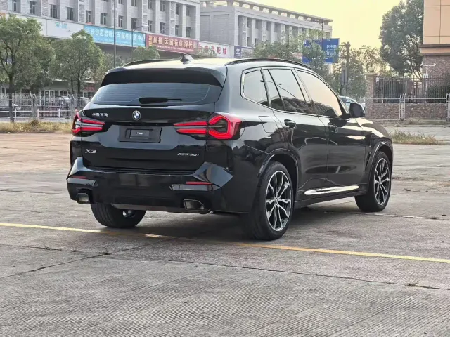 BMW X3 — Фото автомобиля 4