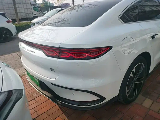 BYD Han — Фото автомобиля 7