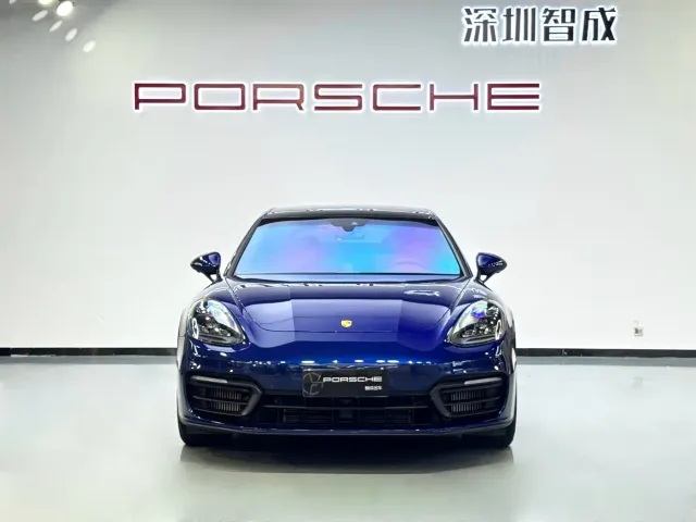 Porsche Panamera — Фото автомобиля 2