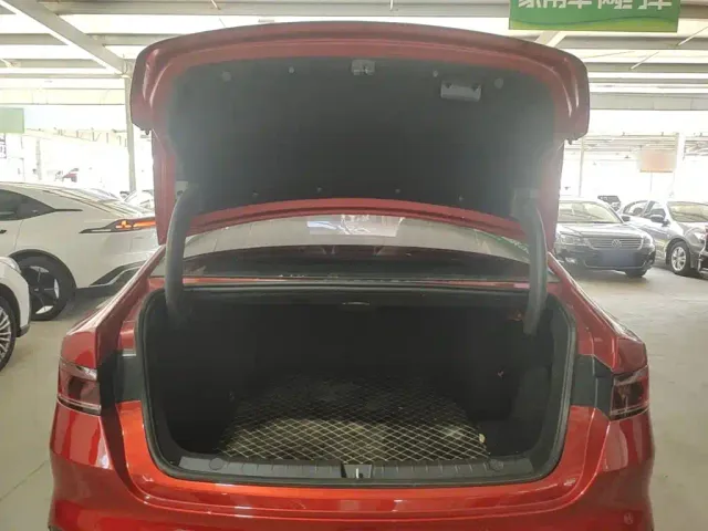 BYD Qin PLUS — Фото автомобиля 14