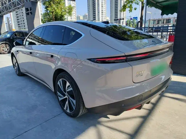 Nio ET5 — Фото автомобиля 4