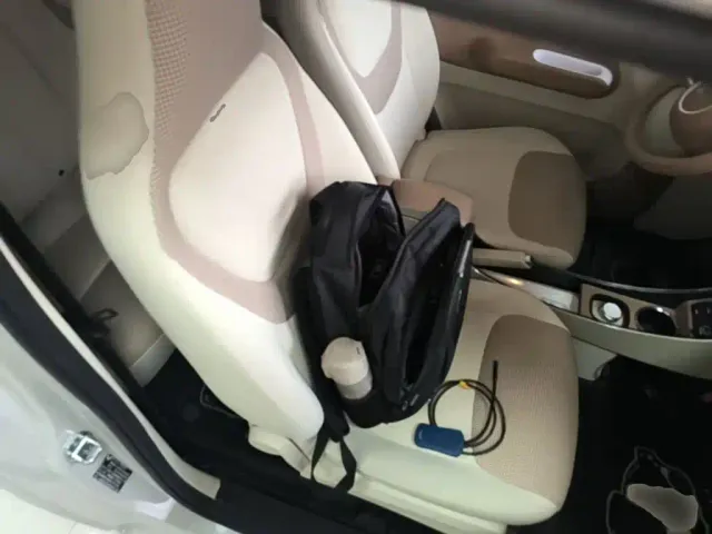 Wuling Motors Hongguang MINIEV 2024 3rd Generation 215km Youth Edition — Фото автомобиля 24