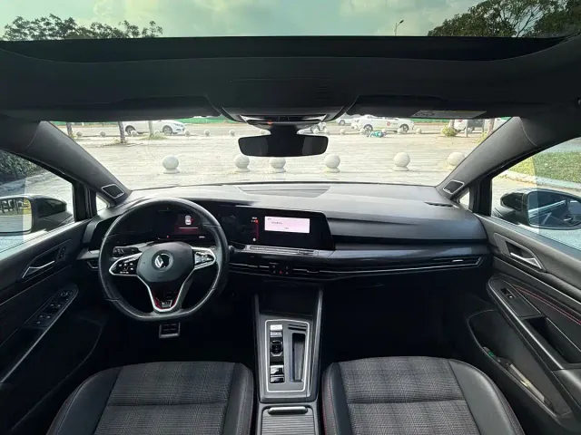 Volkswagen Golf GTI — Фото автомобиля 21