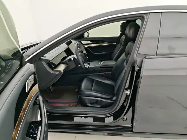Nezha Auto Nezha S 2022 Model Extended Range 1160km RWD Medium Edition — Фото автомобиля 17