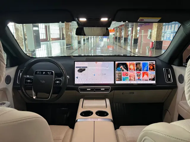 Li Auto L7 — Фото автомобиля 11