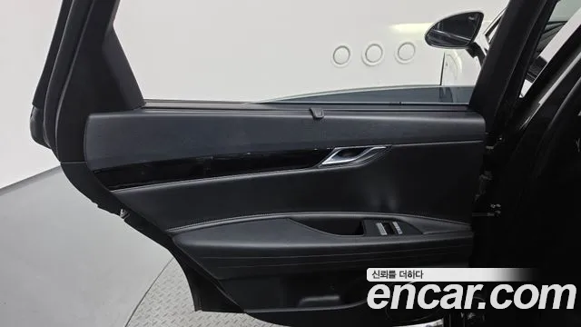 Genesis G80 RG3 — Фото автомобиля 14