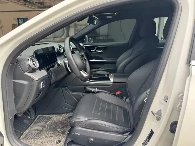 Mercedes-Benz C-Class — Фото автомобиля 4
