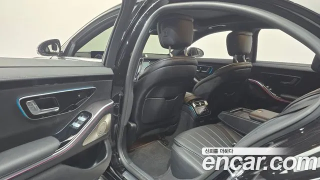Mercedes-Benz S-Class W223 — Фото автомобиля 17