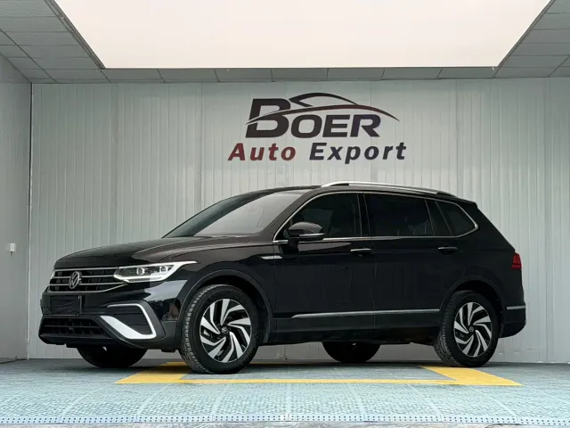 Фотография автомобиля — Volkswagen Tiguan L