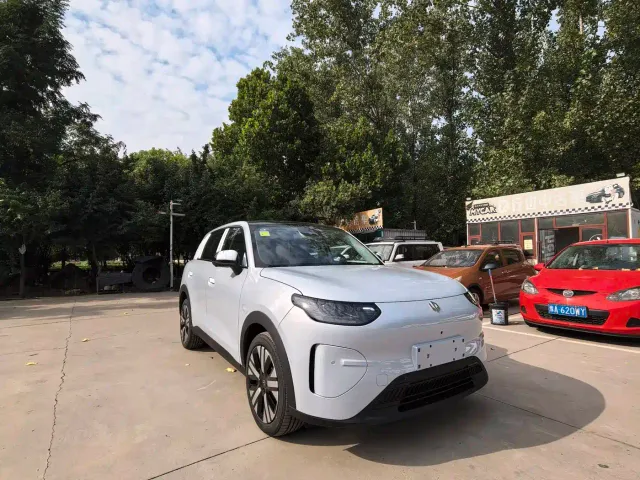 Фотография автомобиля — Leapmotor A10