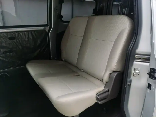 Wuling Hongguang V — Фото автомобиля 16