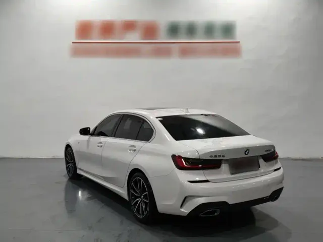 BMW 3 Series — Фото автомобиля 6