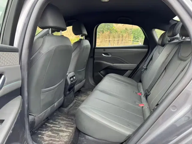 BYD Qin PLUS — Фото автомобиля 7