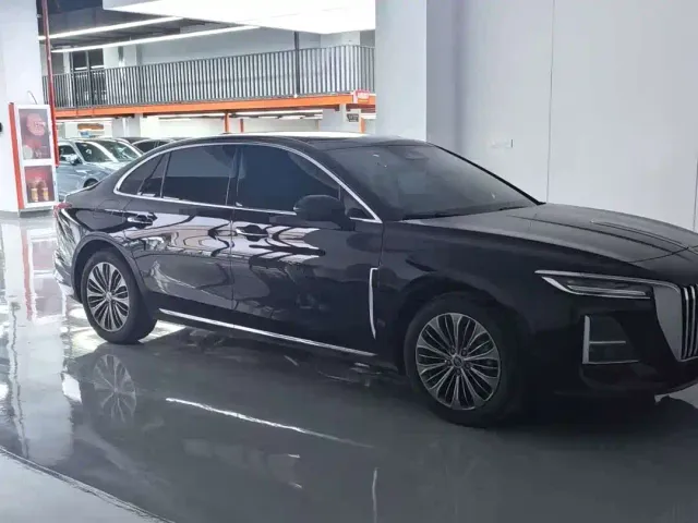 Hongqi H5 — Фото автомобиля 2
