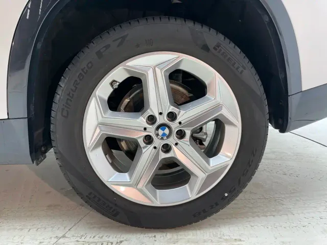 BMW X1 — Фото автомобиля 24