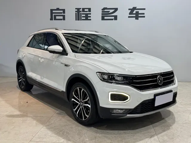 Volkswagen T-Roc — Фото автомобиля 3