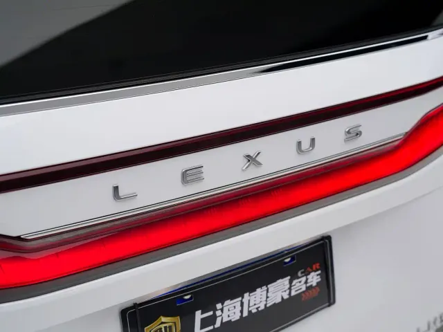 Lexus Lexus LM 2025 Model 500h Six-Seater Prestige Edition — Фото автомобиля 8
