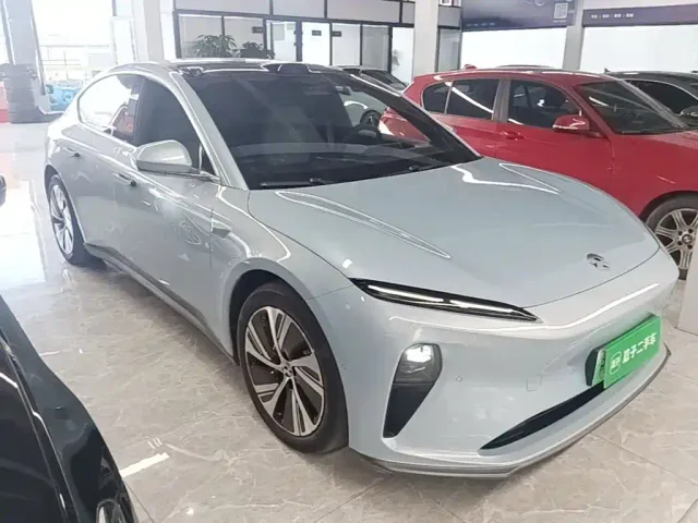 Nio ET5 — Фото автомобиля 3