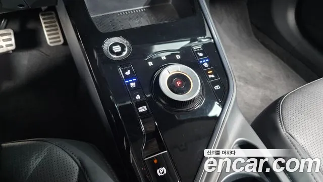 Kia Niro The All New Niro Signature — Фото автомобиля 9