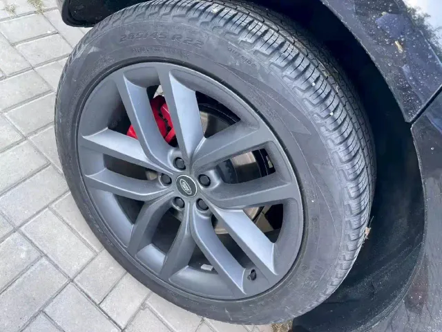 Land Rover Range Rover Sport — Фото автомобиля 9
