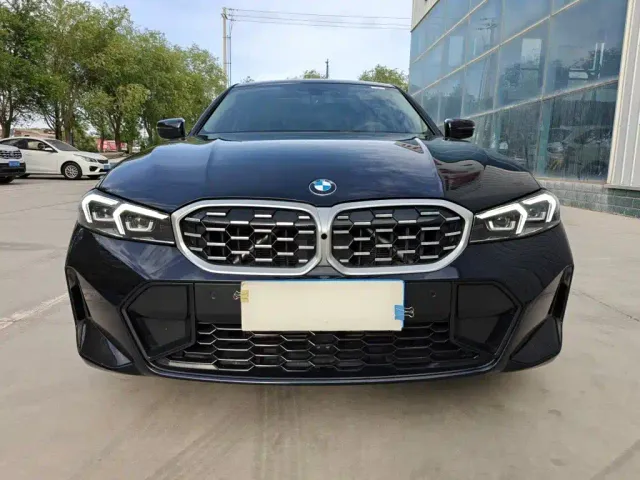 BMW 3 Series — Фото автомобиля 2