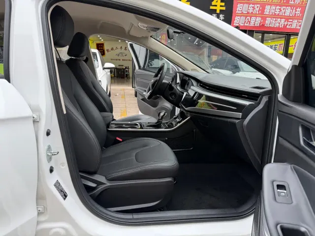 Chery Arrizo 5 — Фото автомобиля 6