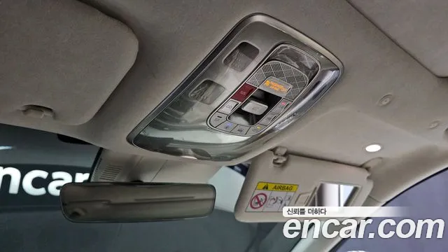 Genesis G90 Бензин 3.5 турбо AWD — Фото автомобиля 17