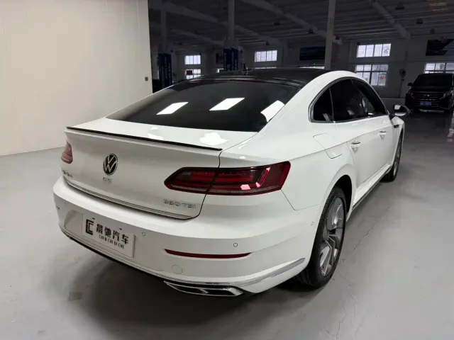 Volkswagen CC — Фото автомобиля 4
