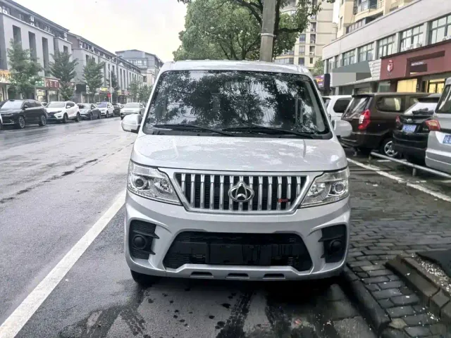 Changan Ruixing M60 — Фото автомобиля 2