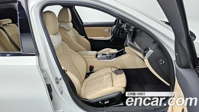 BMW 3-Series 3 серия (G20) 320i M Sport — Фото автомобиля 12