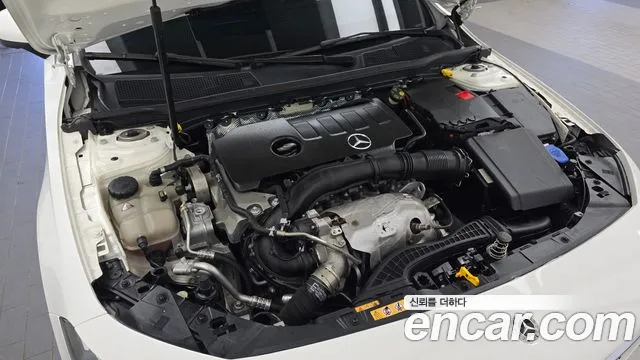 Mercedes-Benz A-Class W177 — Фото автомобиля 9