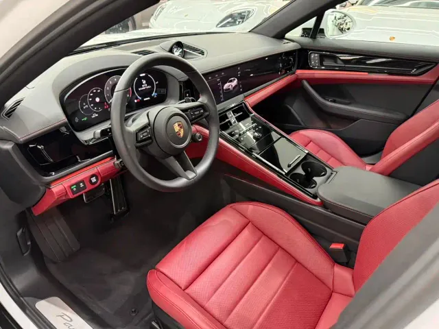 Porsche Panamera — Фото автомобиля 8